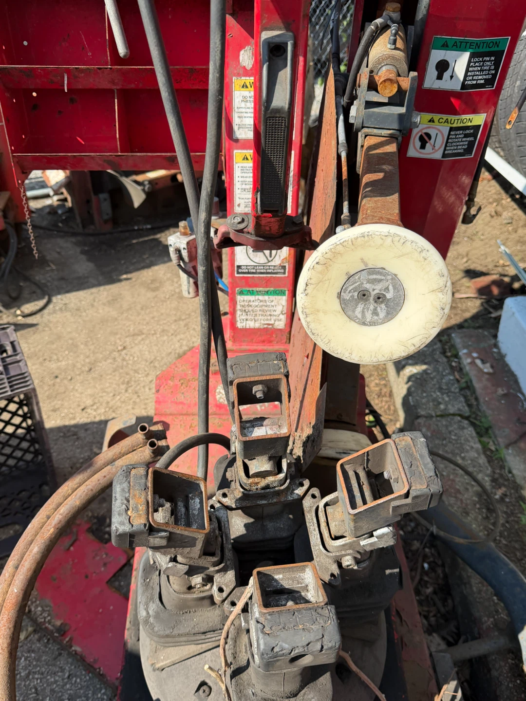 Red Tire Changer Machine - photo 2