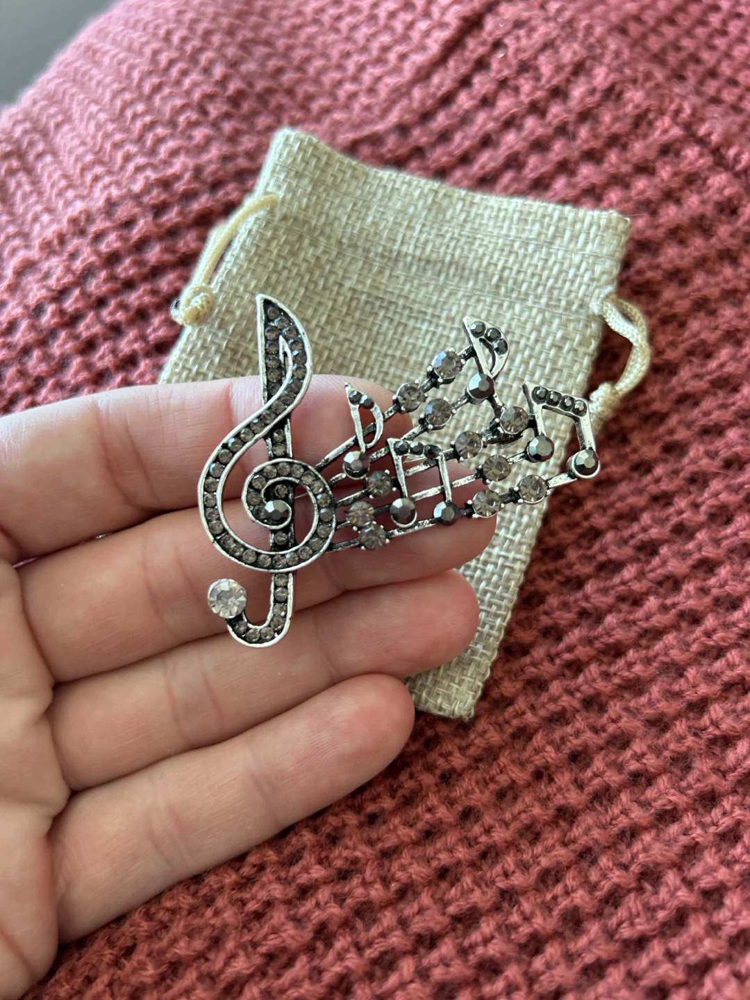 Music Note Brooch with Rhinestones - photo 3