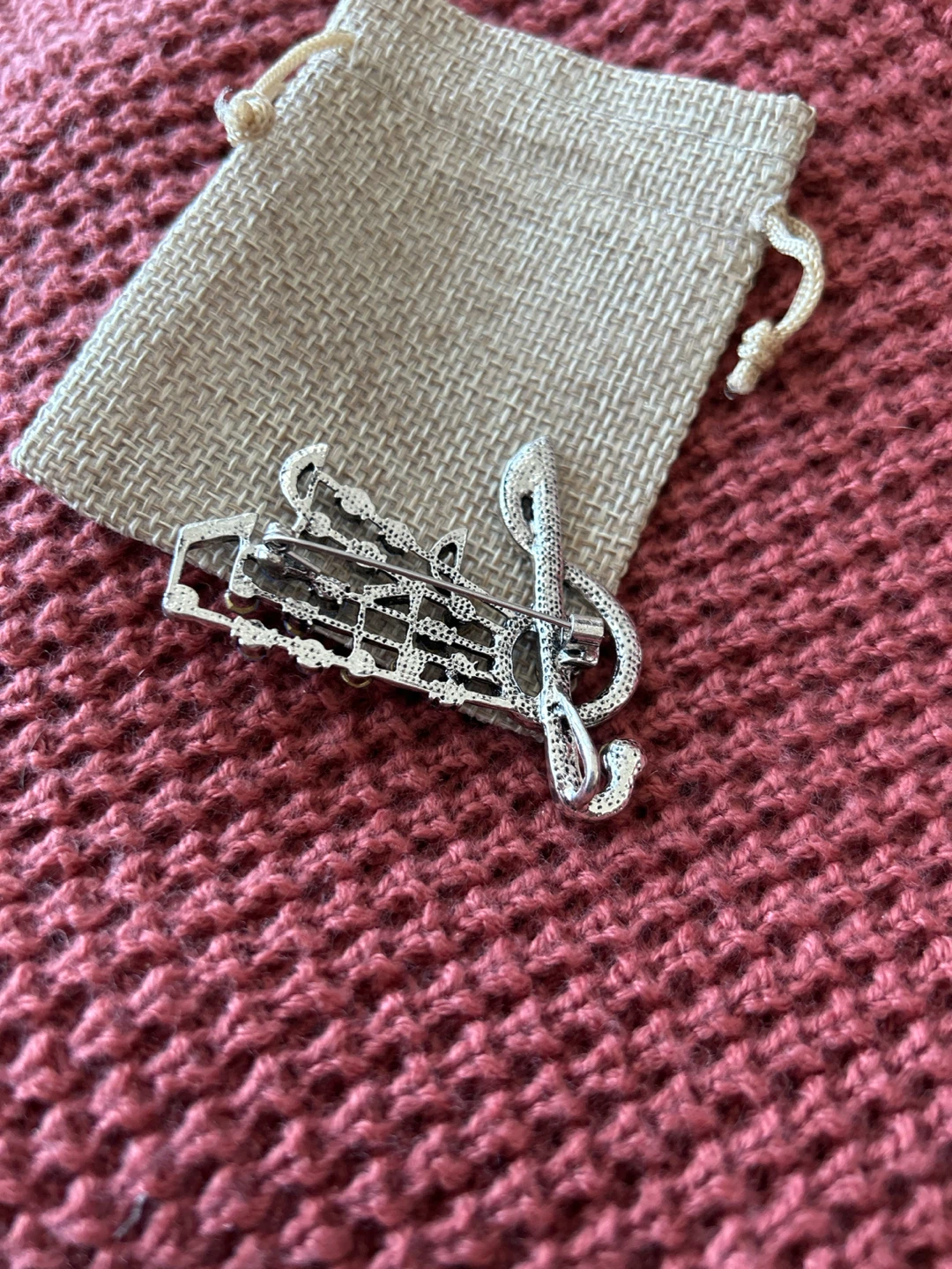 Sparkly Treble Clef and Music Notes Brooch - photo 2