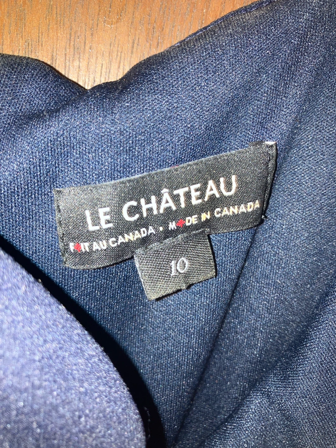 LE CHÂTEAU Navy Ruched Dress Size 10 - photo 2