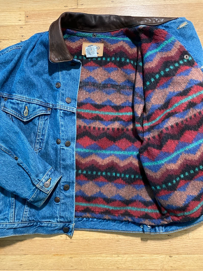 Vintage iD Wear Boston Pizza Jean Jacket - photo 3