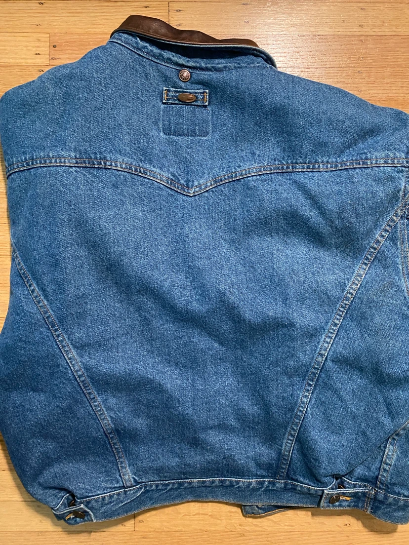 Vintage iD Wear Boston Pizza Jean Jacket - photo 4