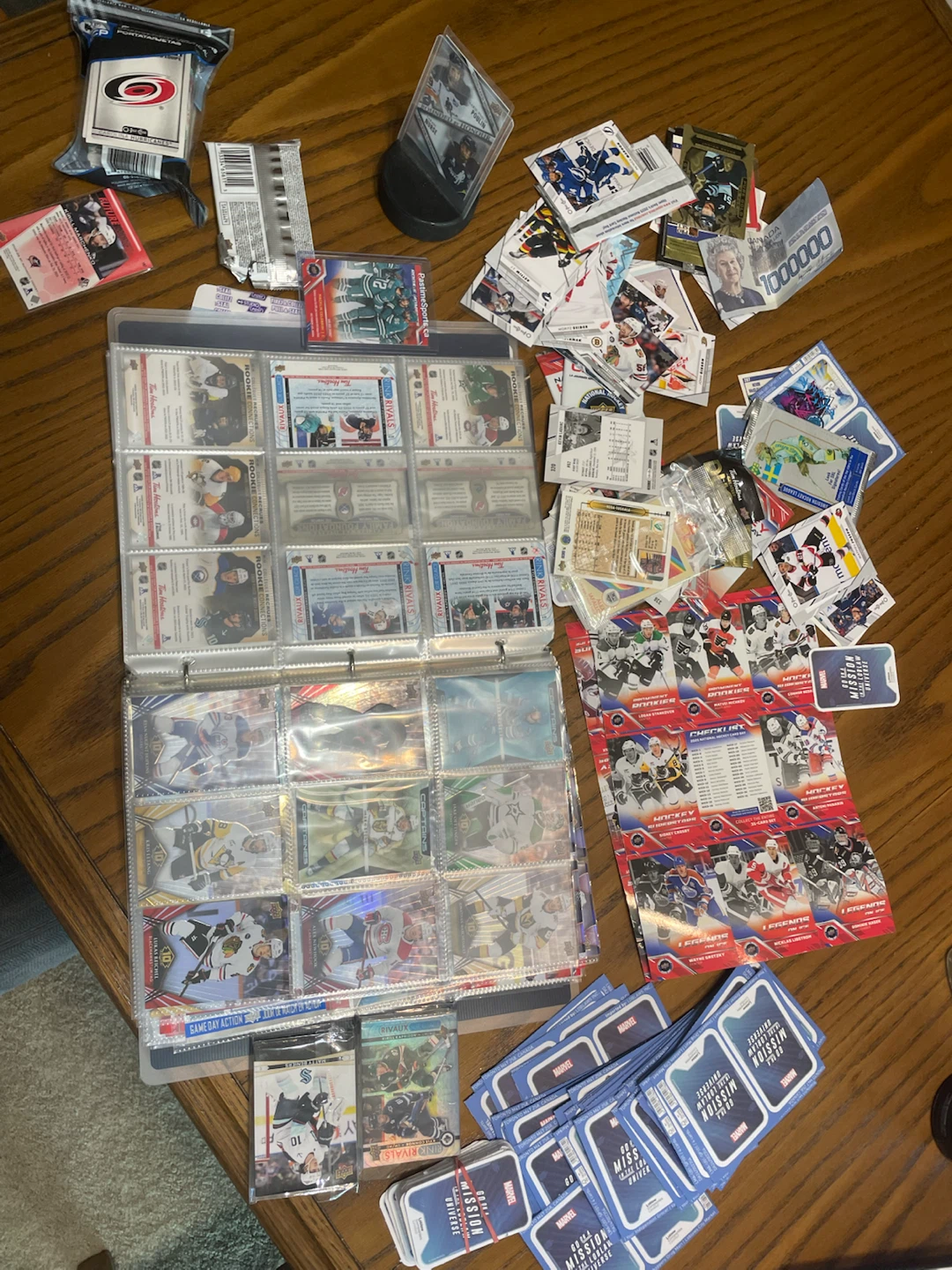 Hockey card lot - photo 3