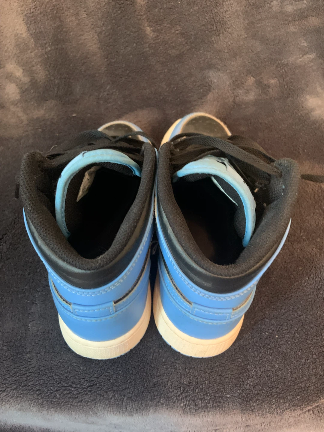 Air Jordan 1 Mid SE Light University Blue Black Sneakers - photo 4