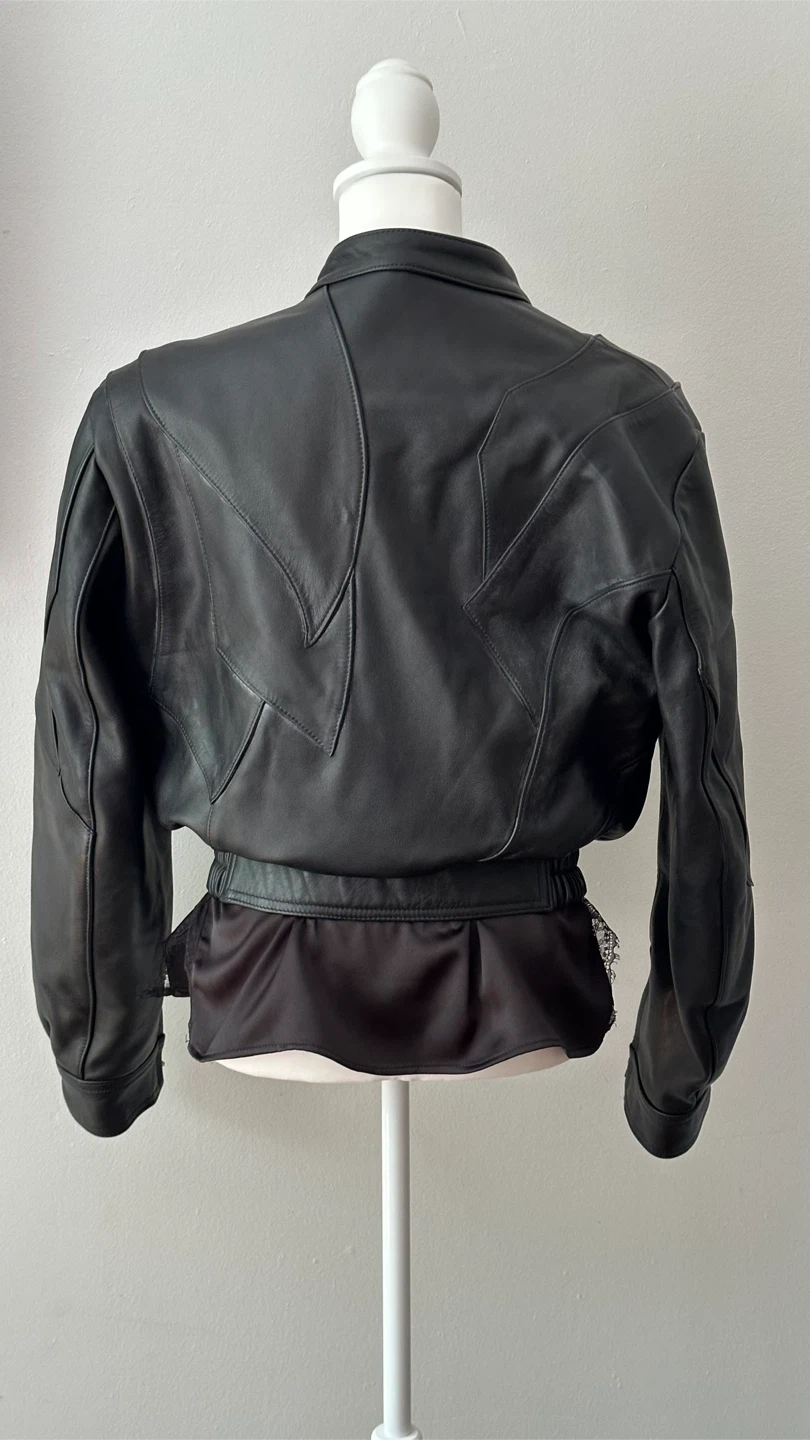 Vintage black leather biker jacket size M - photo 4
