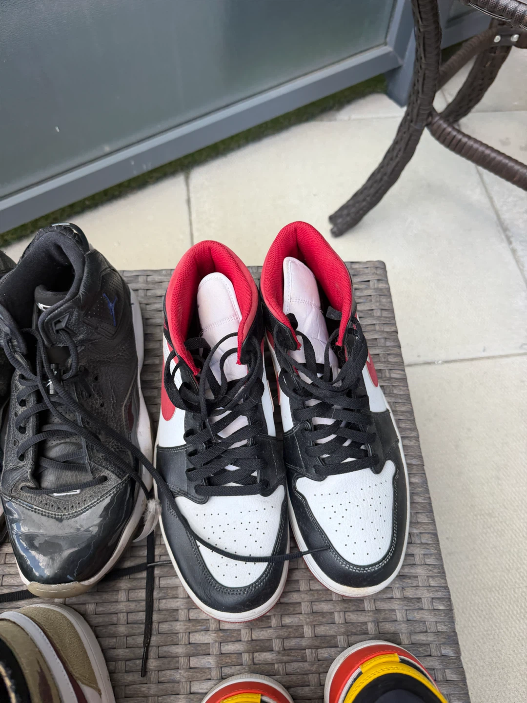 Nike Air Jordan 1 Mid Shoes - photo 2