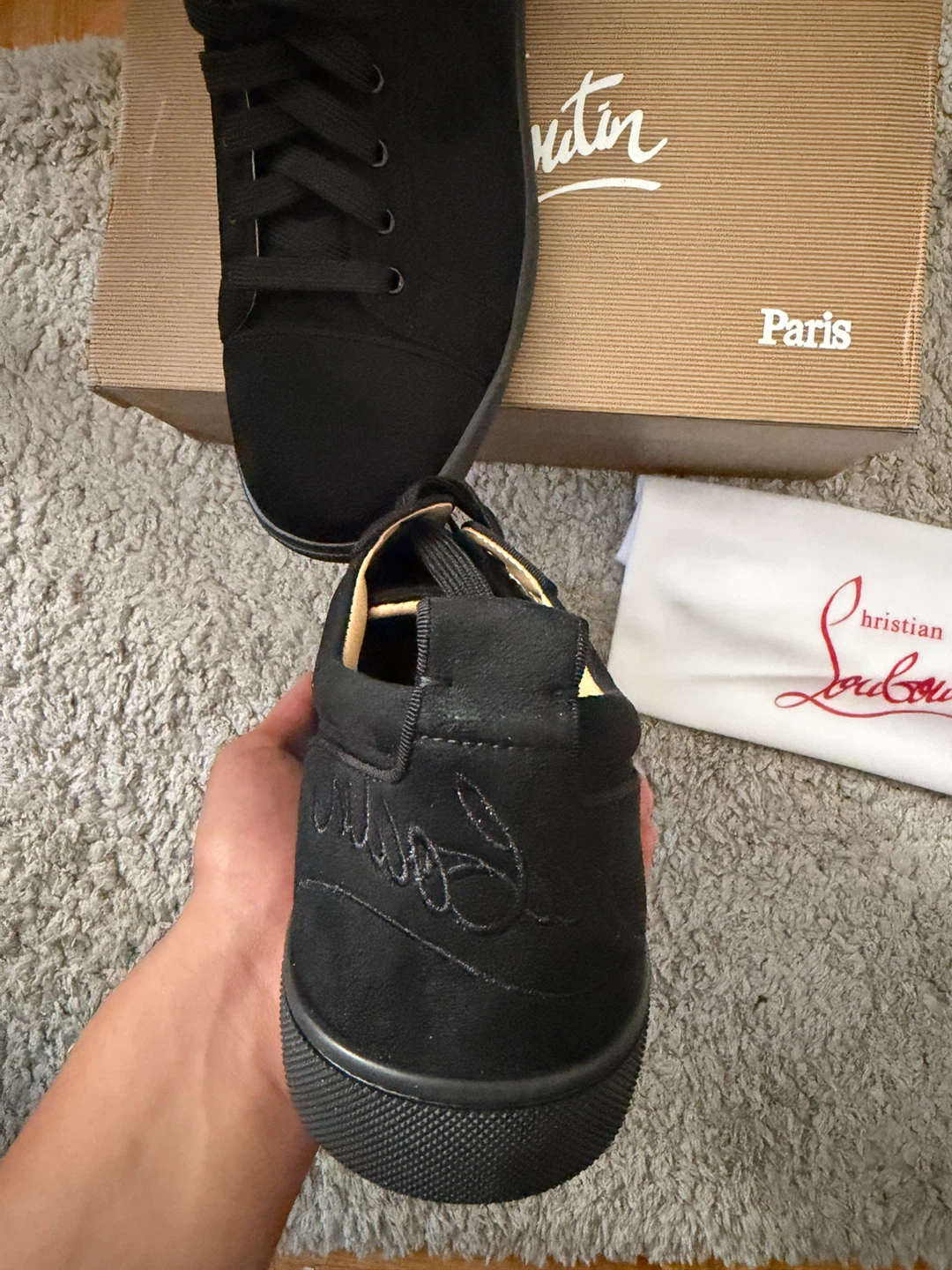 Christian Louboutin Louis Junior Suede Sneakers (200) - photo 3