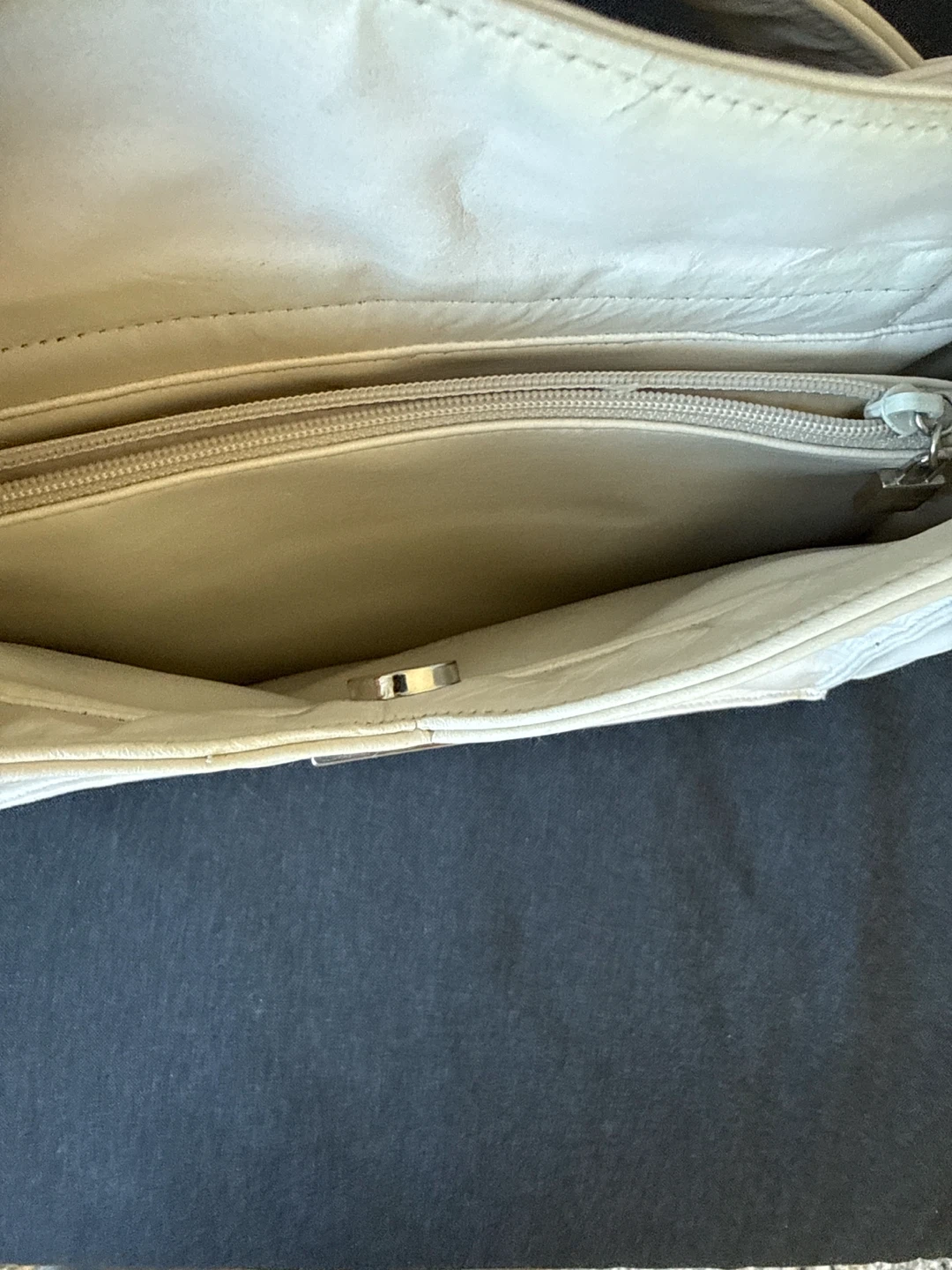 Perlina Cream Leather Shoulder Bag - photo 3