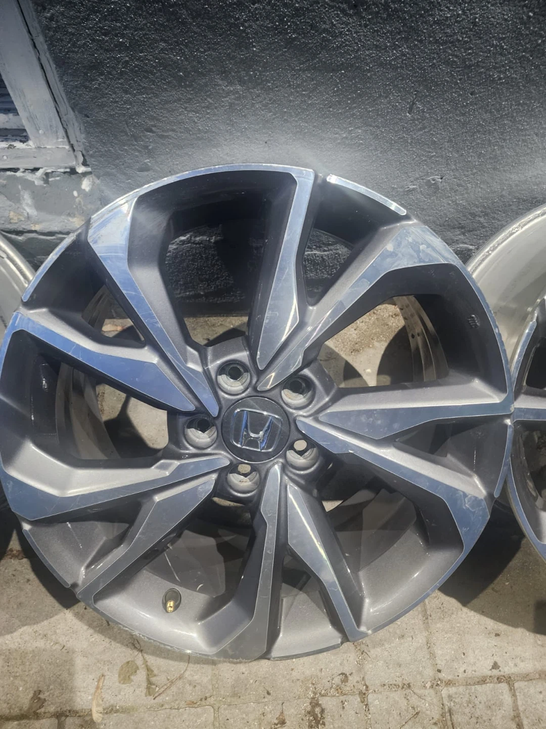Honda Civic Touring 2020 alloy wheel - photo 3