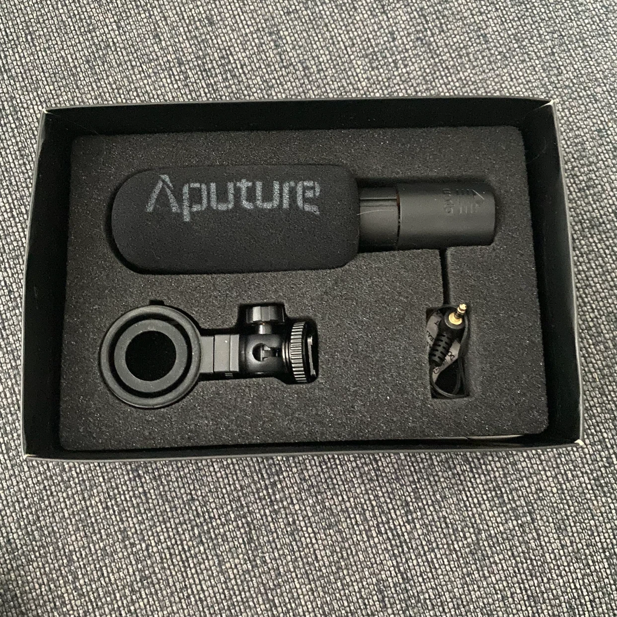 2 day sale! Aputure V-Mic D1 Camera Shotgun Microphone - photo 2