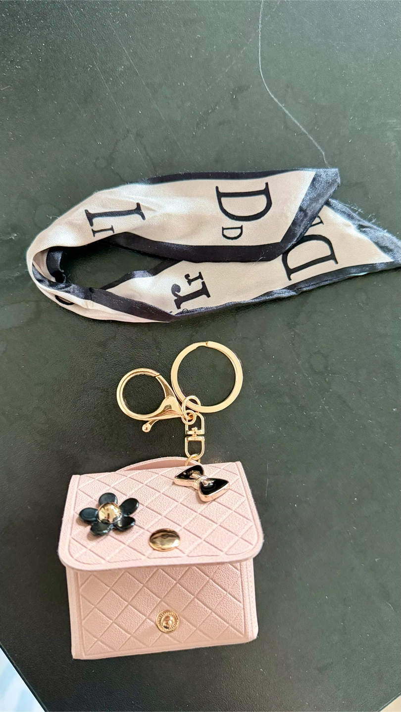 Pink airpod case or bag keychain charm - photo 3