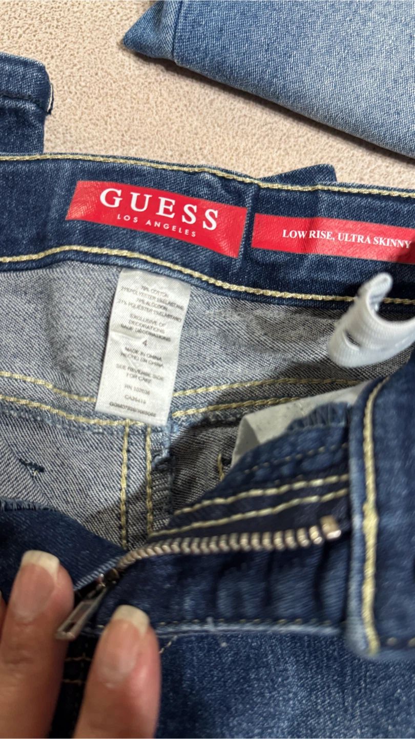 Guess Jeans Bundle Size 4 - photo 3