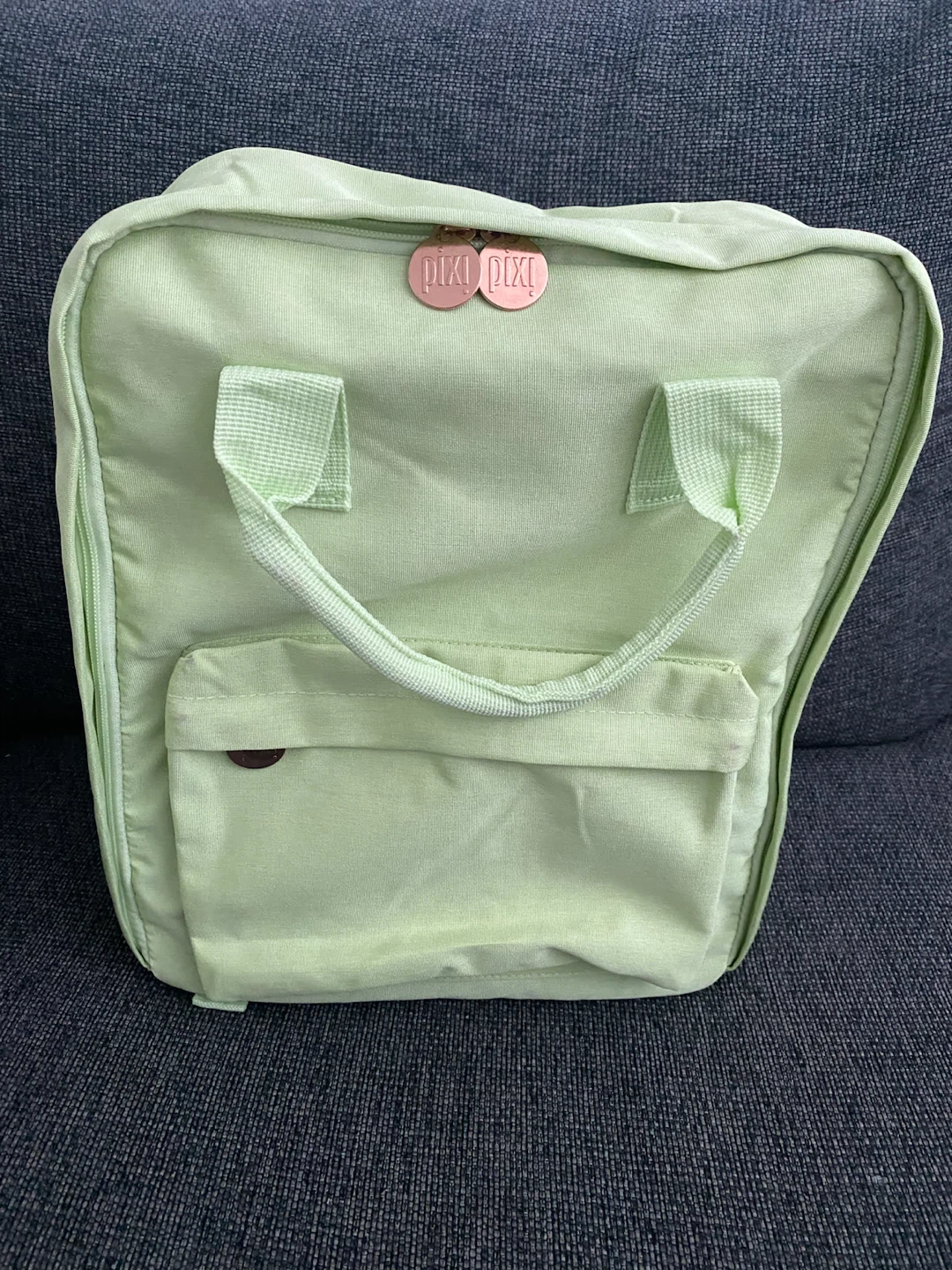 2 day sale! Pixi backpack (wash, peel, lotion included) - photo 3