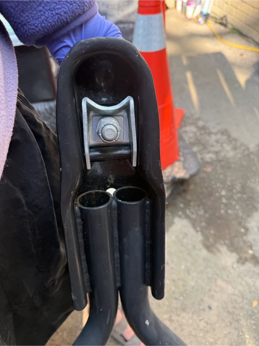 Trailer Hitch Mount - photo 2