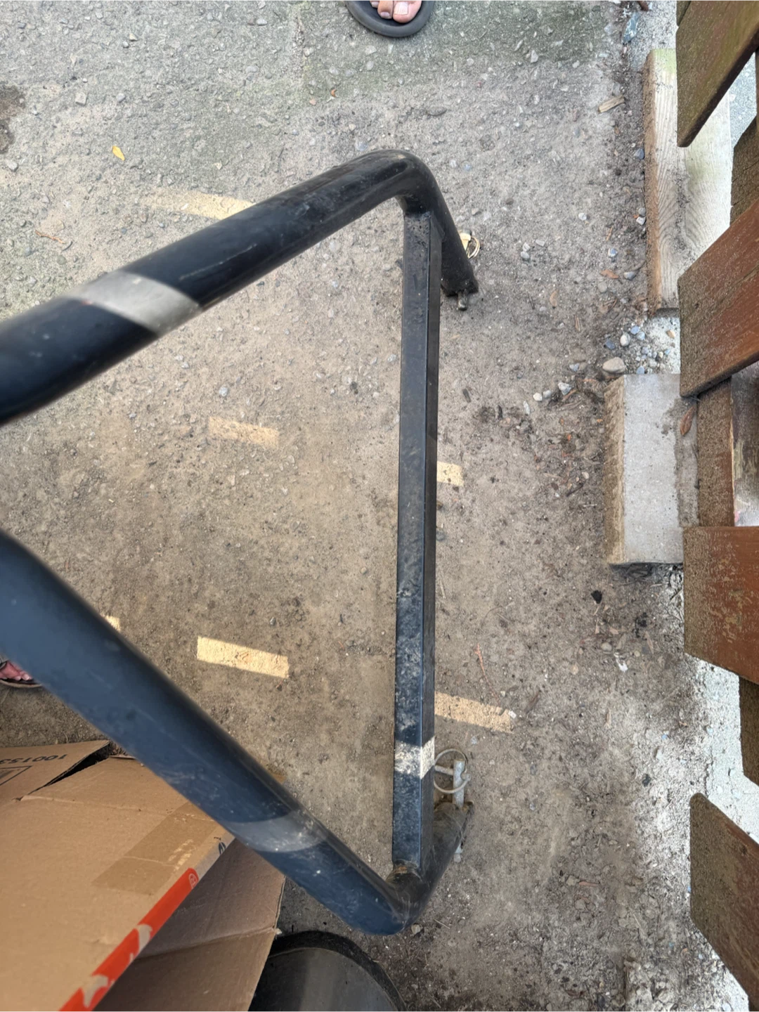 Trailer Hitch Mount - photo 3