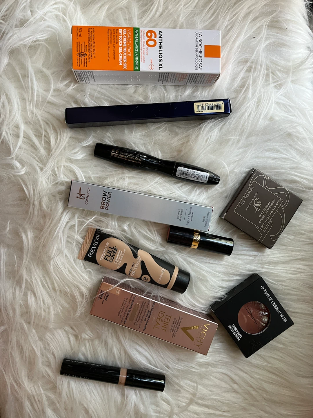 Makeup Bundle - La Roche-Posay, IT Cosmetics, Revlon, Vichy - photo 2