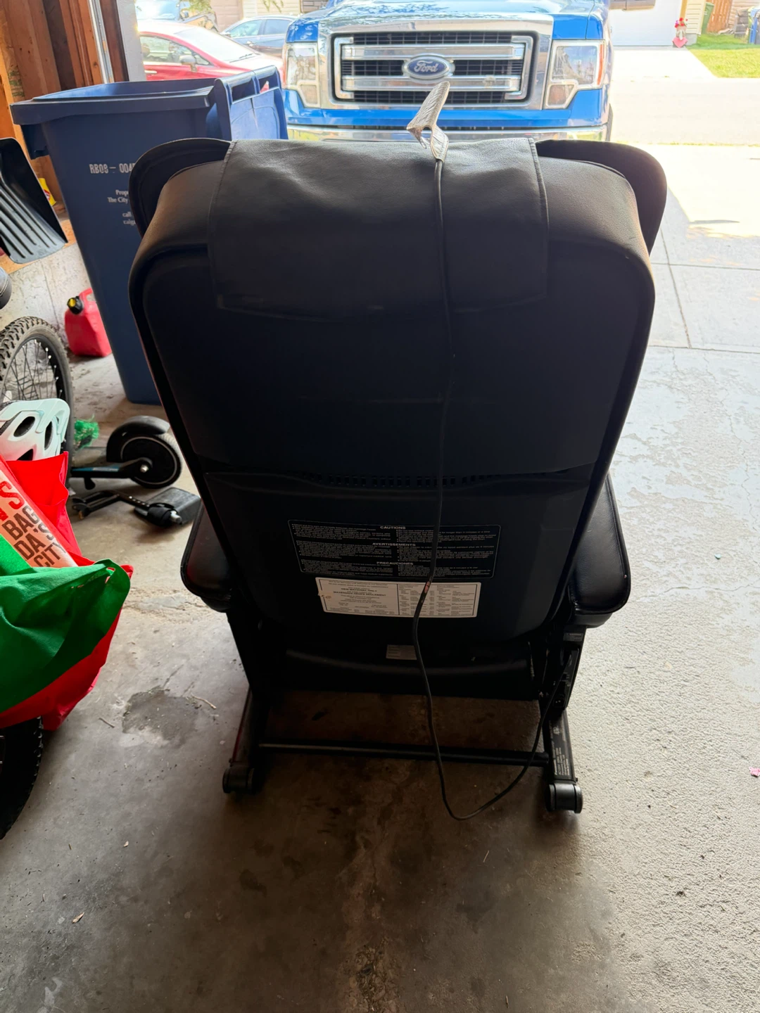 Chair - photo 2