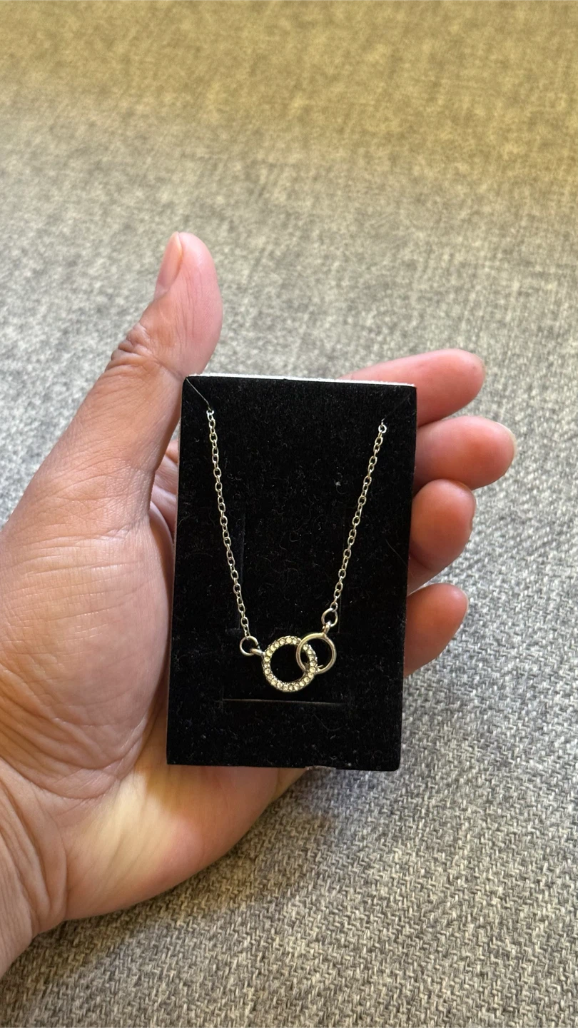 Silver Interlocking Circle Necklace with Rhinestones