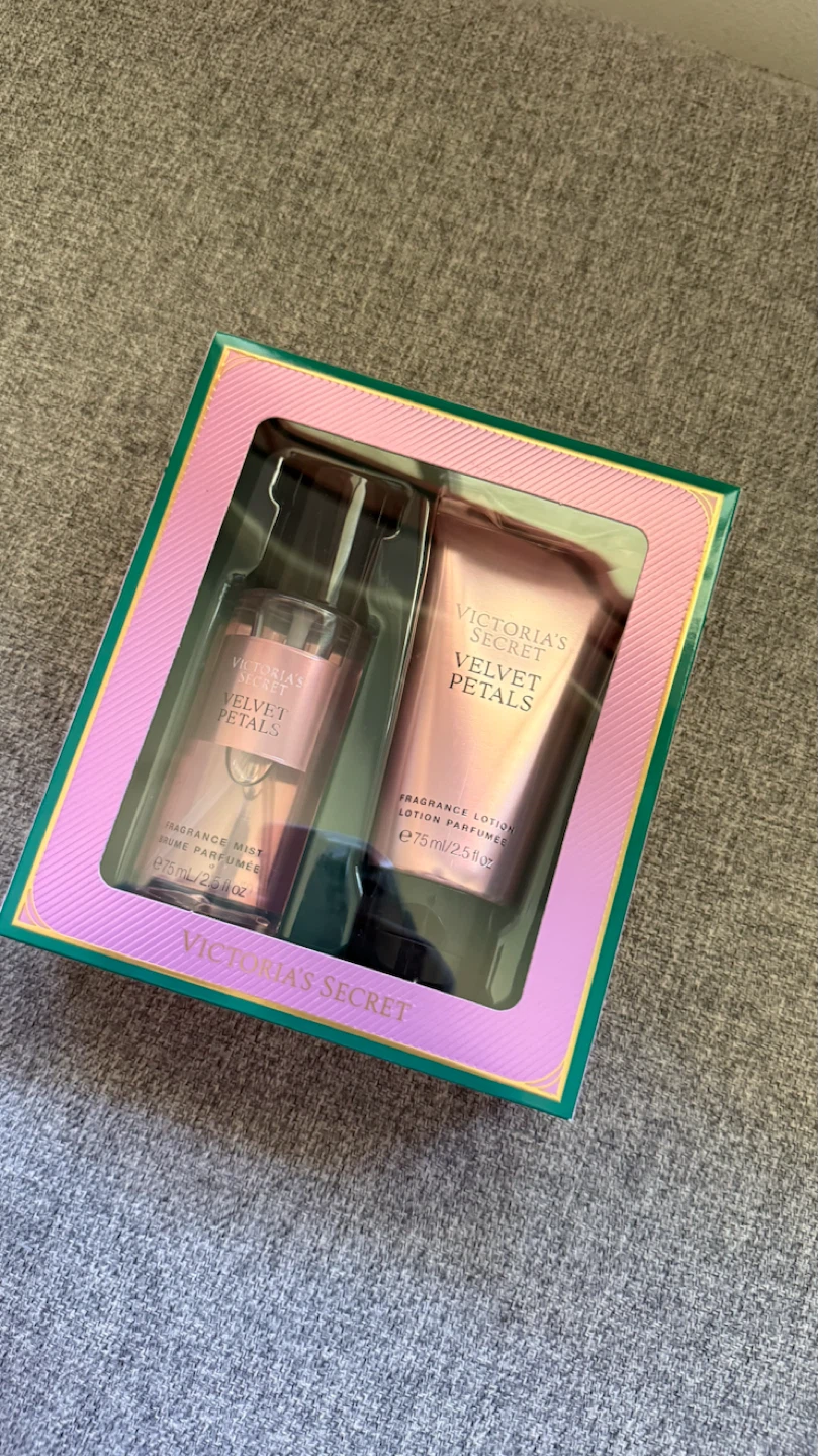 Victoria's Secret Velvet Petals Fragrance Mist & Lotion Set