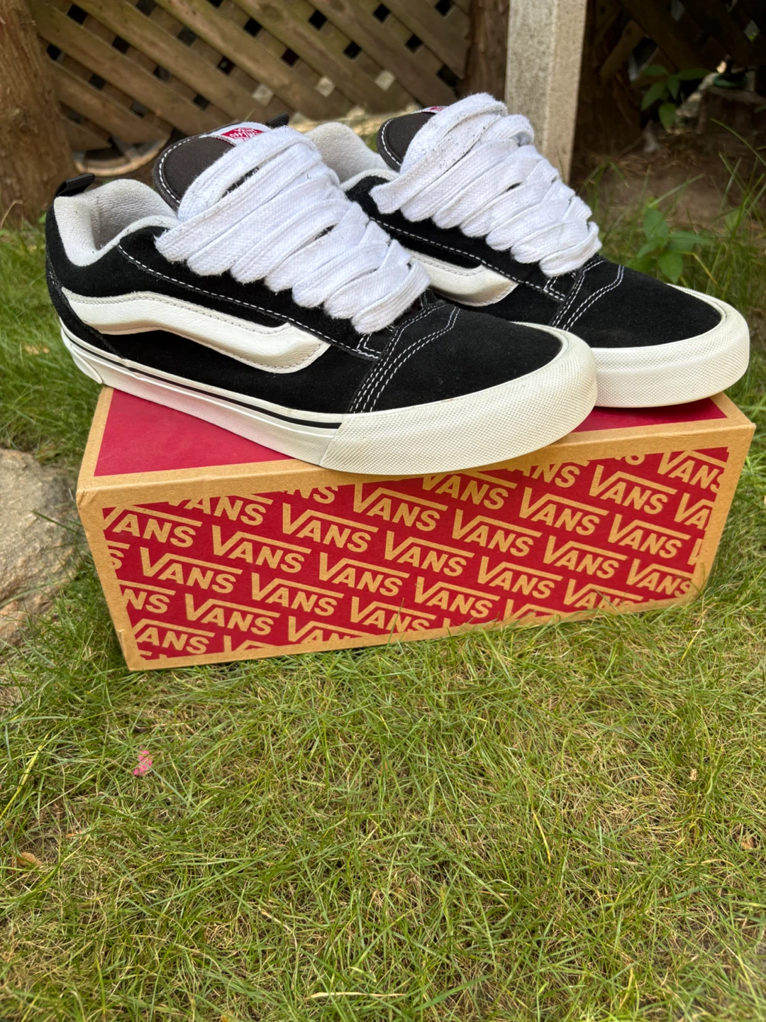 Vans "Off The Wall" Skate Shoes