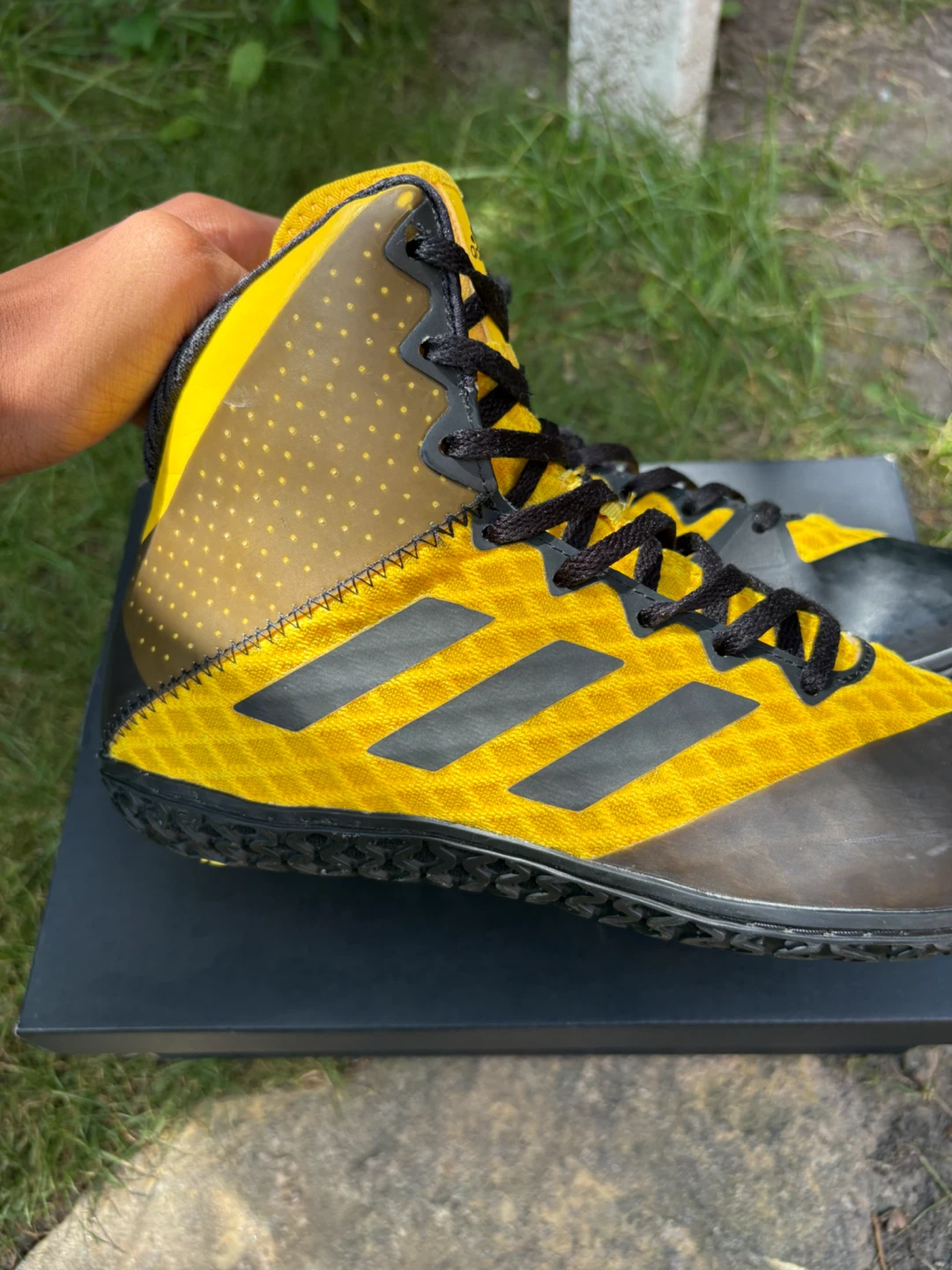 Adidas Wrestling Shoes Yellow/Black Size 5 - photo 2