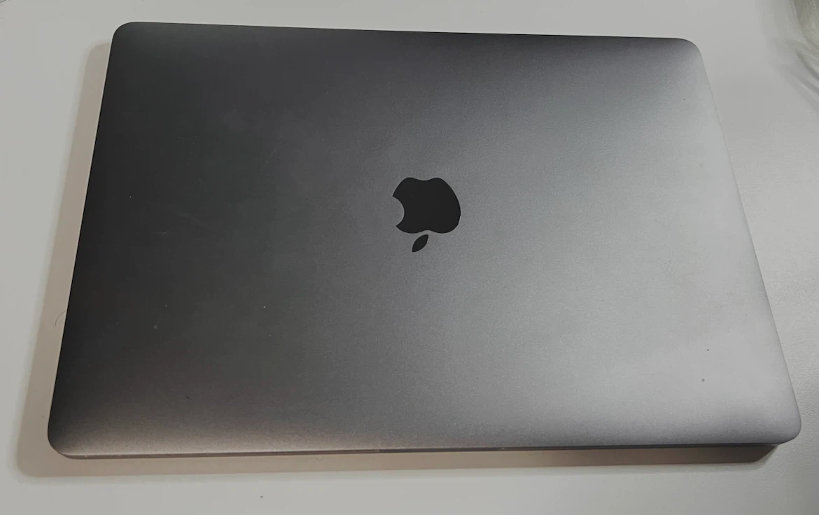 Apple MacBook Pro (13-inch, 2016)