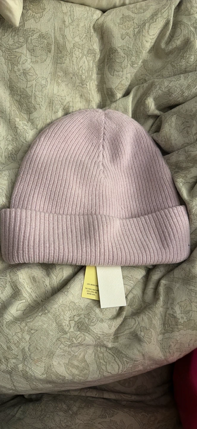 Wilfred Hat