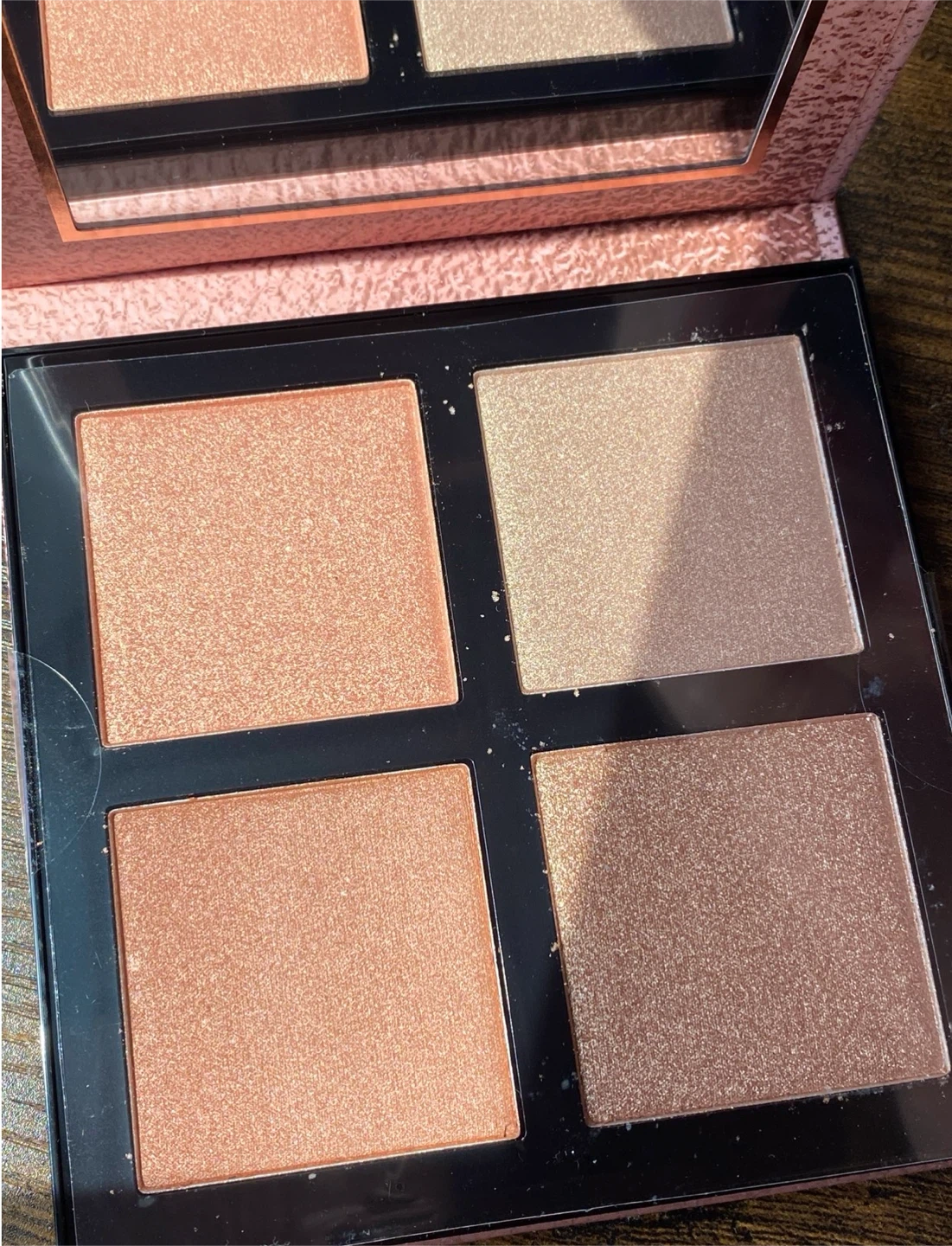 Essence bronzing, highlighter, sunlighter palettes - photo 4