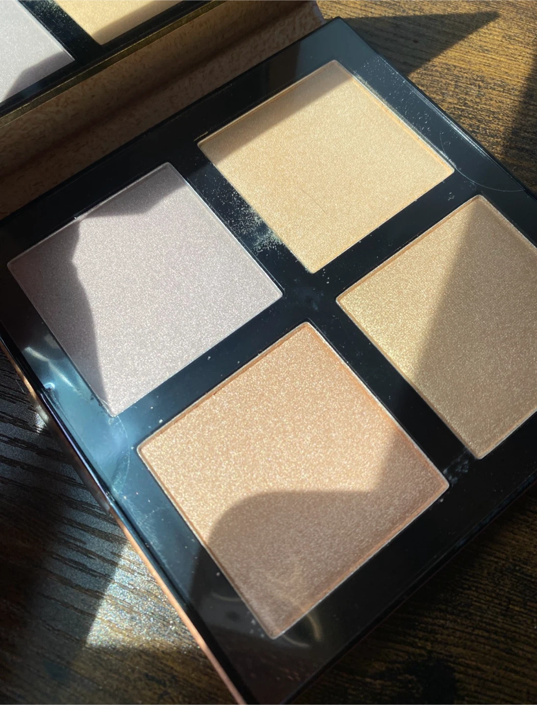Essence bronzing, highlighter, sunlighter palettes - photo 5