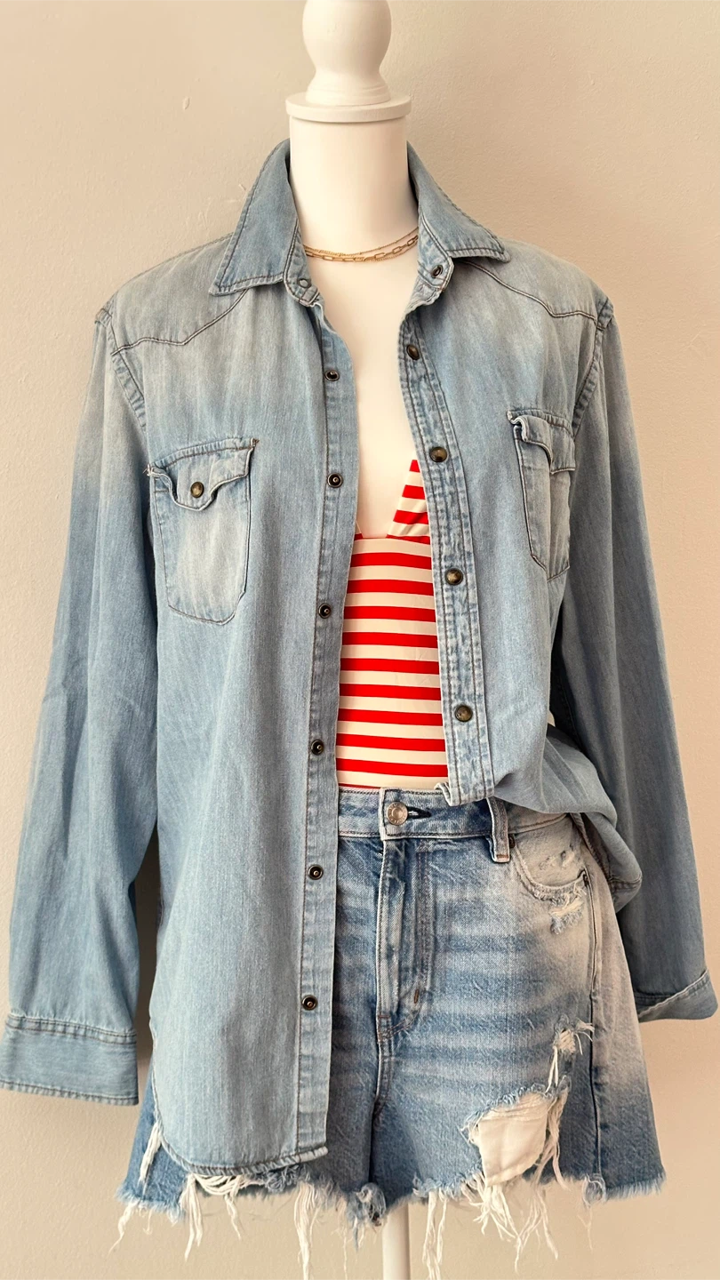 Mossimo Supply Co. Light Wash Denim Shirt M - photo 3