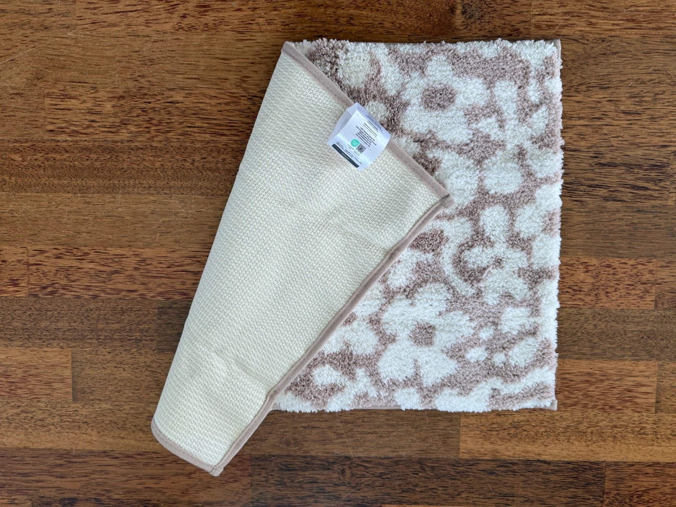 Plush Accent Rug - White/Brown/pink Floral Pattern - photo 2