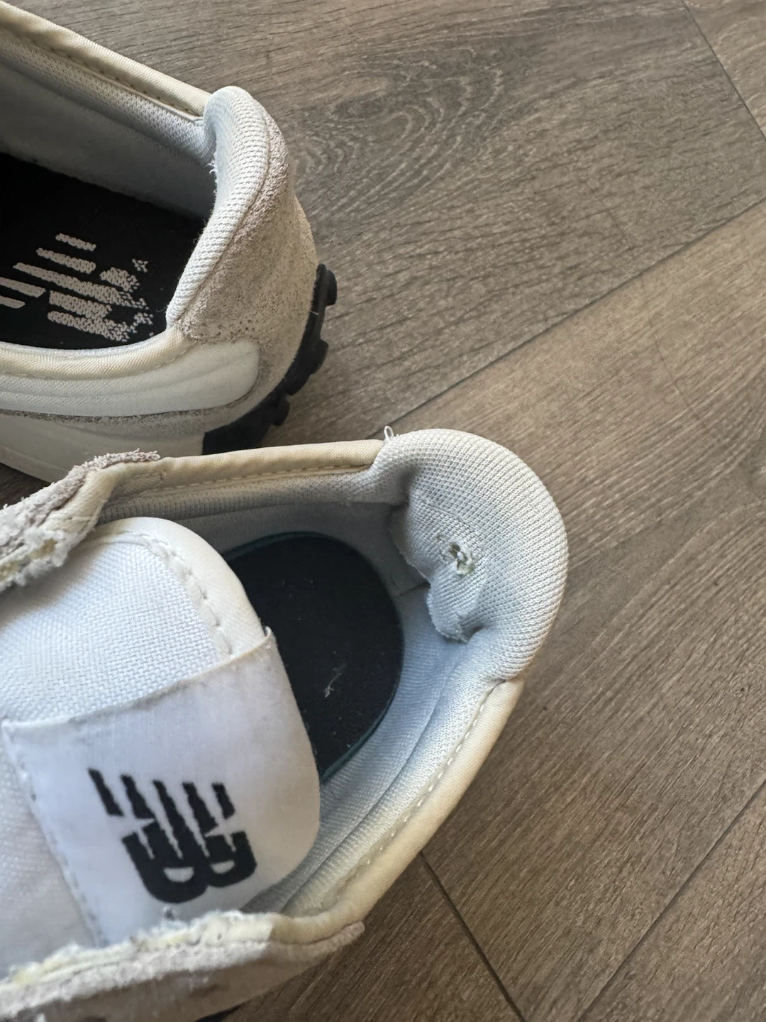 New Balance 327 Sneakers - photo 3