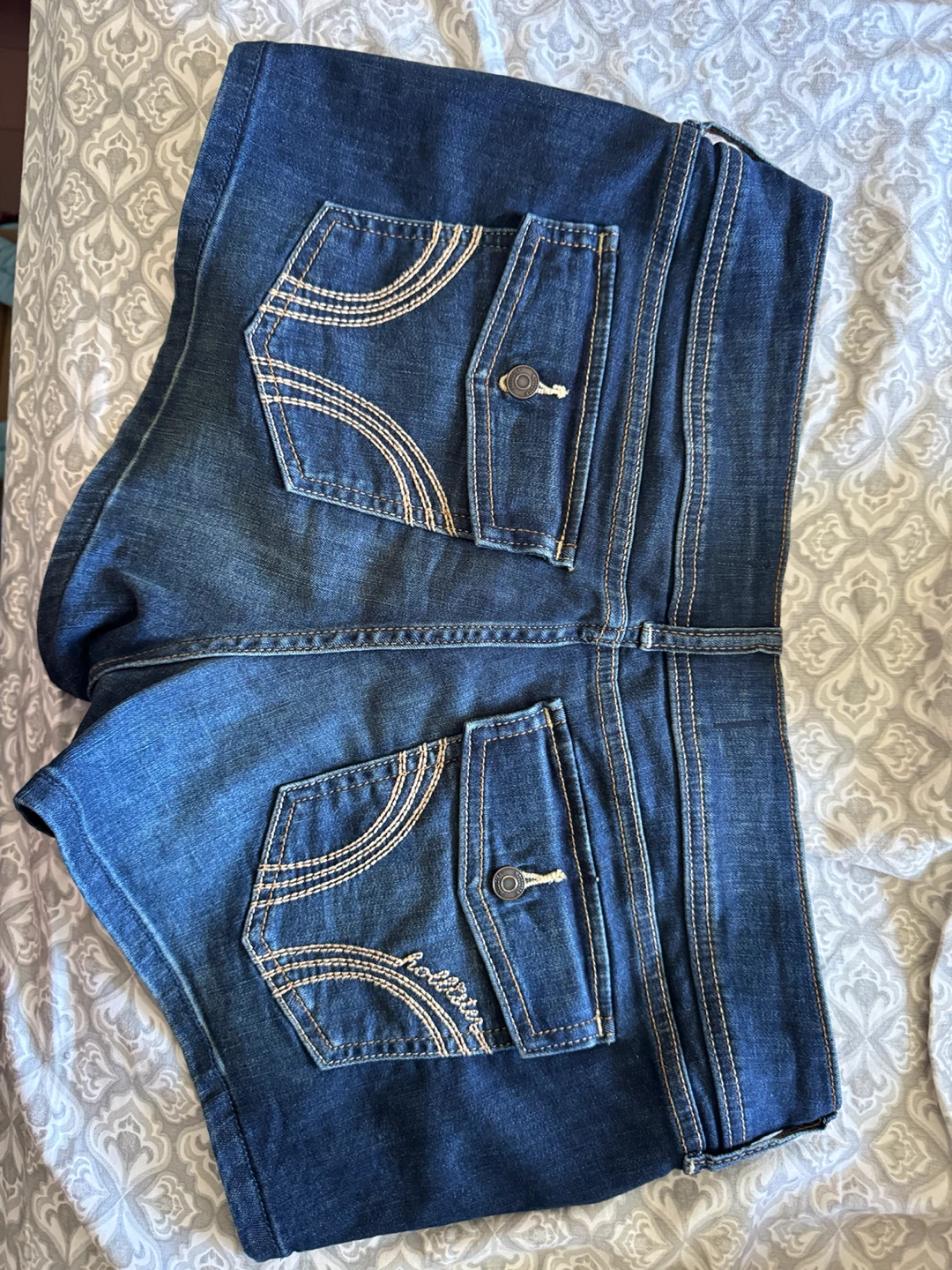 Hollister Denim Shorts Size 32 - photo 2