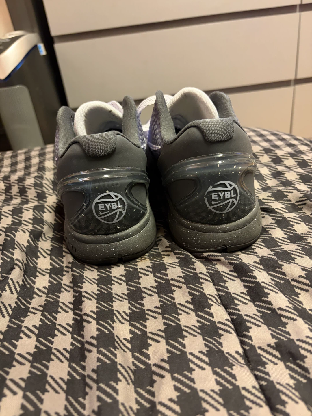 Nike Kobe 6 Protro EYBL - photo 3
