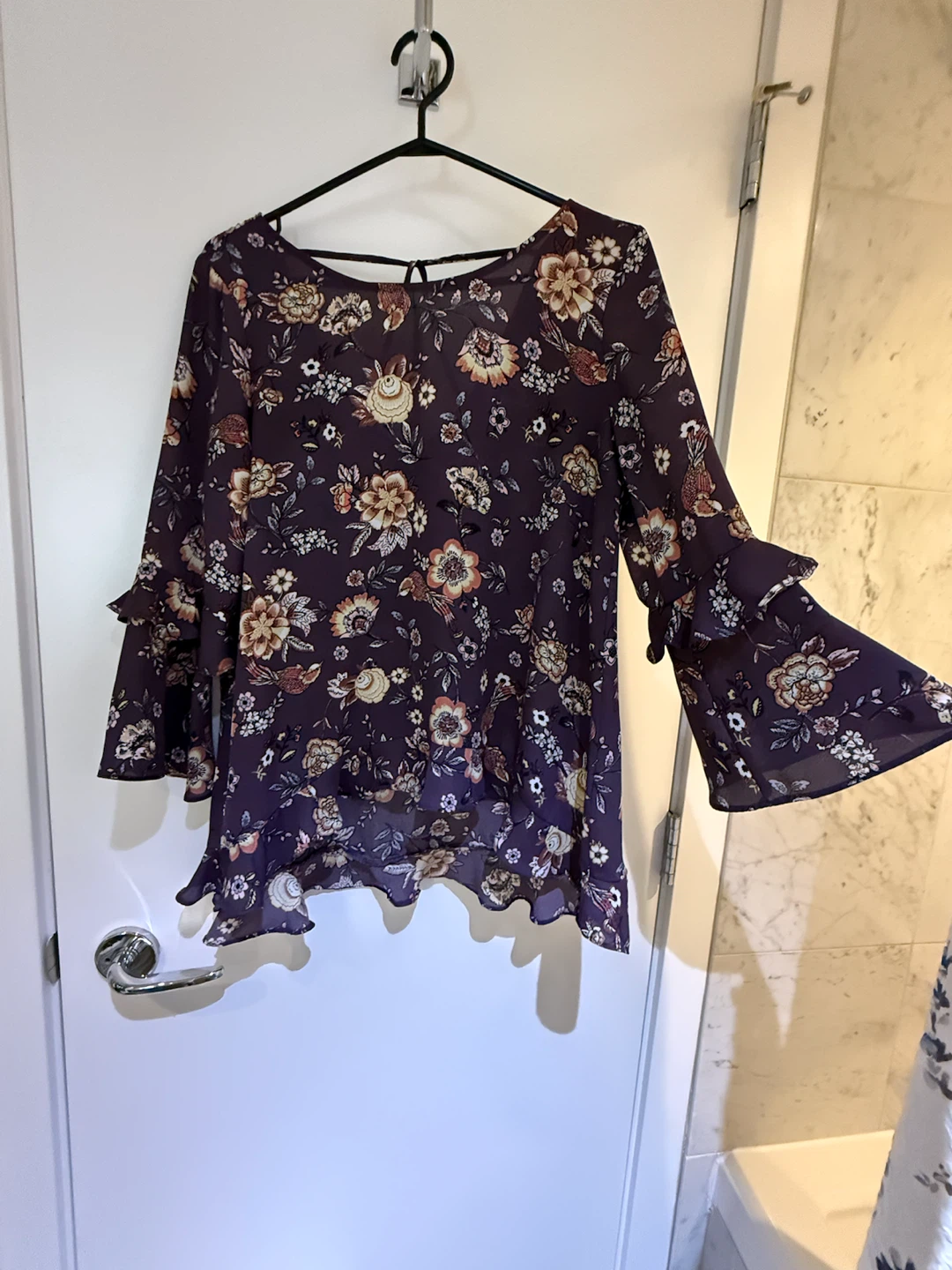 Telling clothes 20 per item. - photo 5