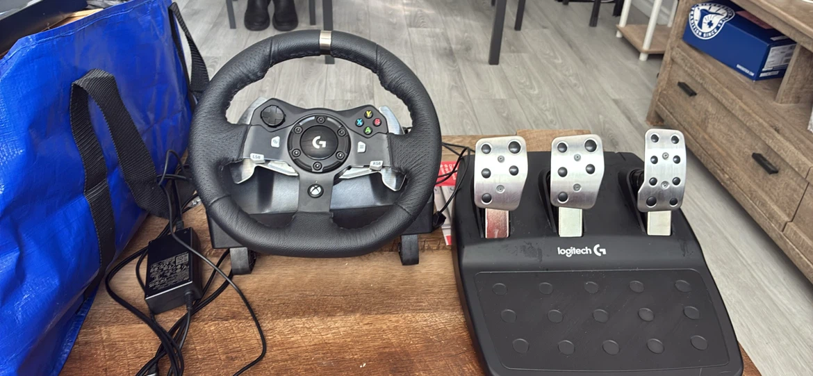 Logitech G920 Wheel and Pedals - photo 4