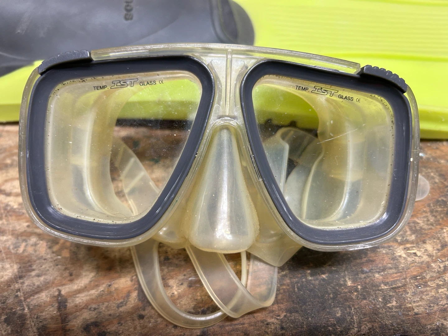 ScubaPro Diving Fins and Mask Set - photo 2
