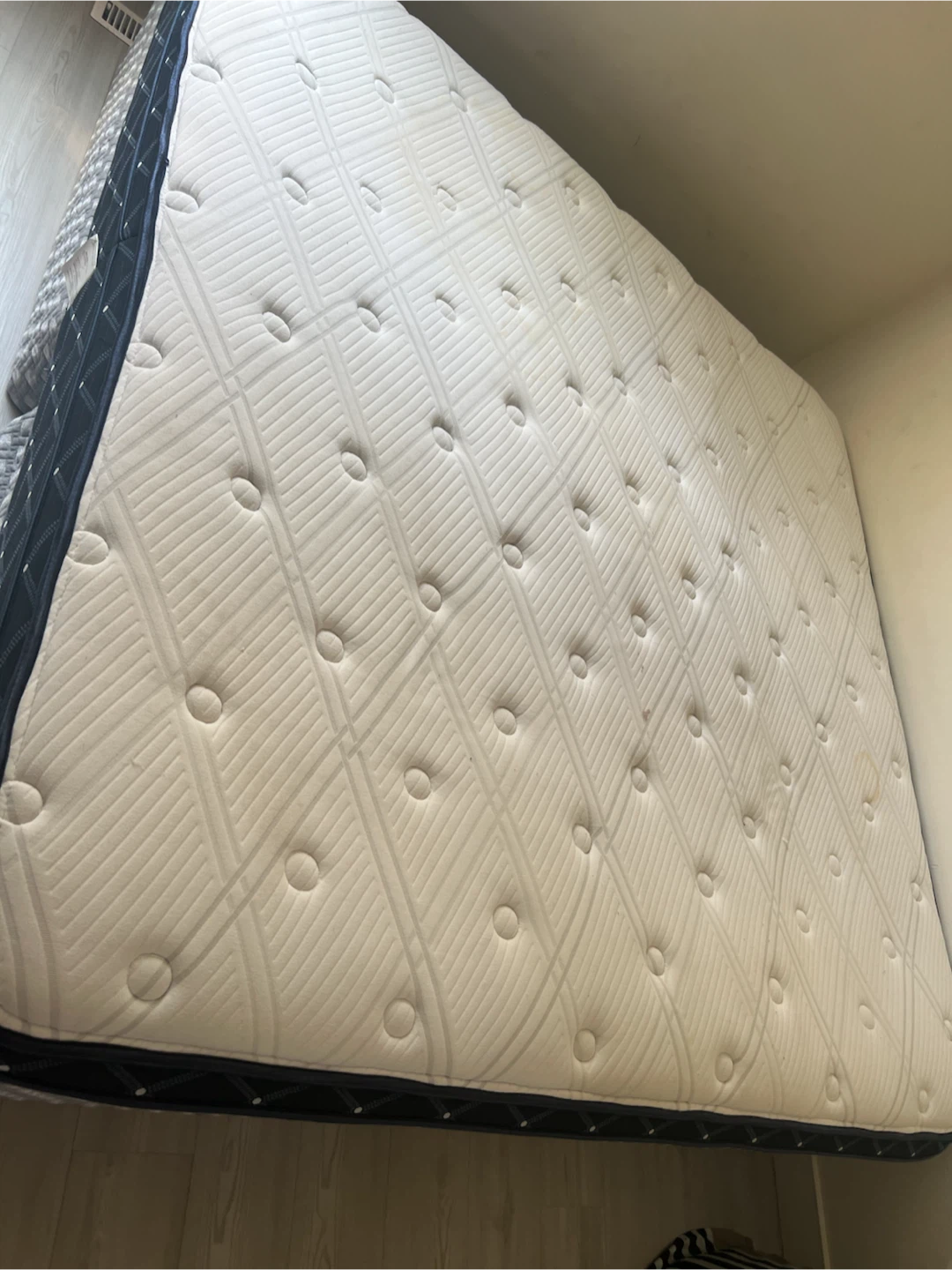 King mattress with box spring/free delivery - photo 4