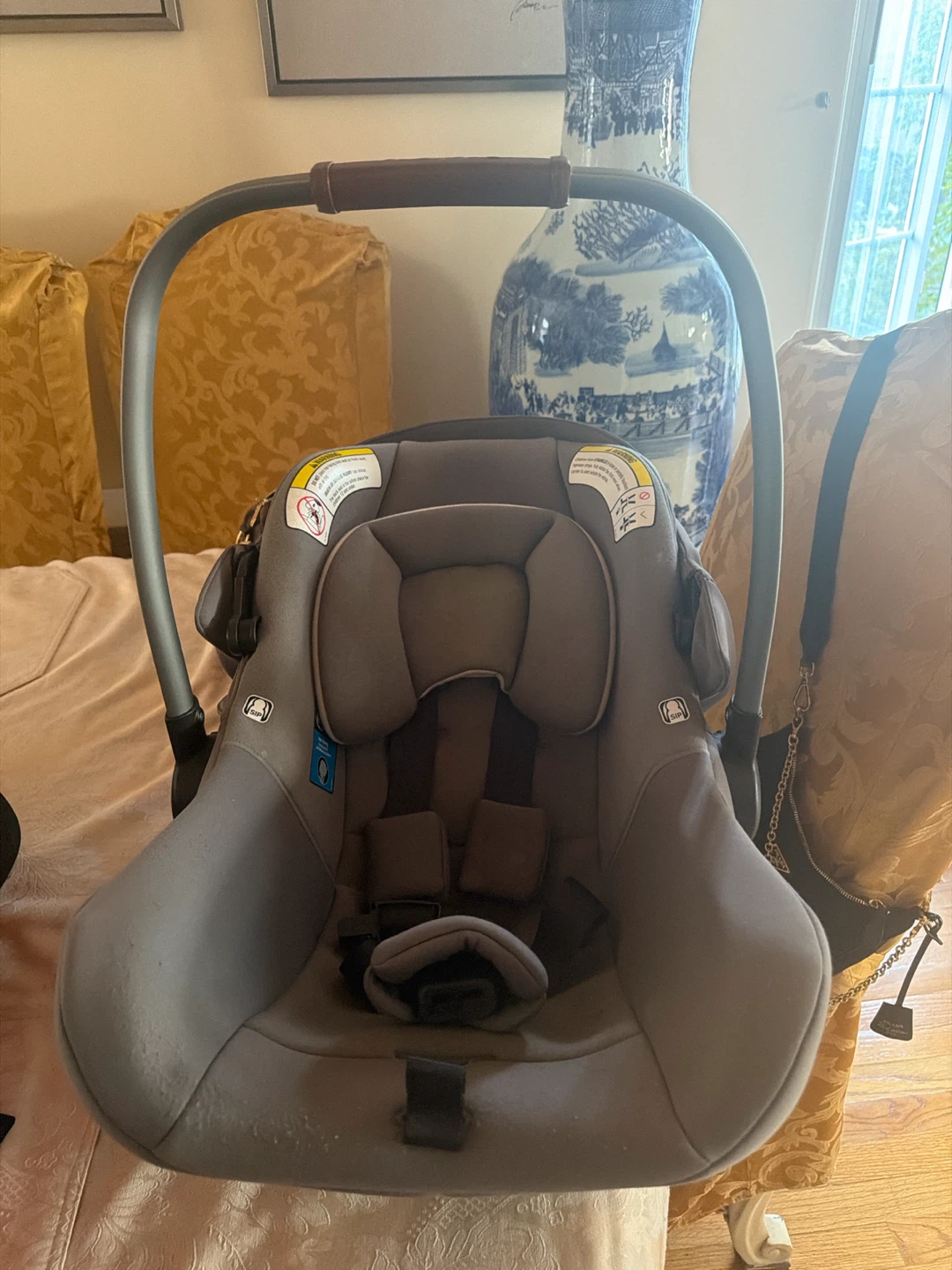 Nuna Pipa Infant Car Seat
