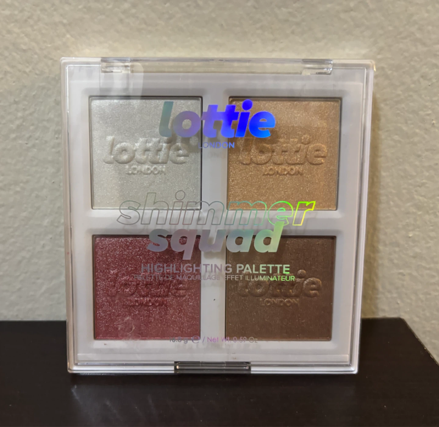 NEW-Lottie London Glowburst Shimmer Squad Highlighting Palette