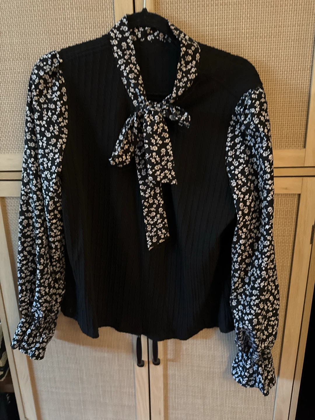 Assorted Women's Tops and Dresses - photo 4