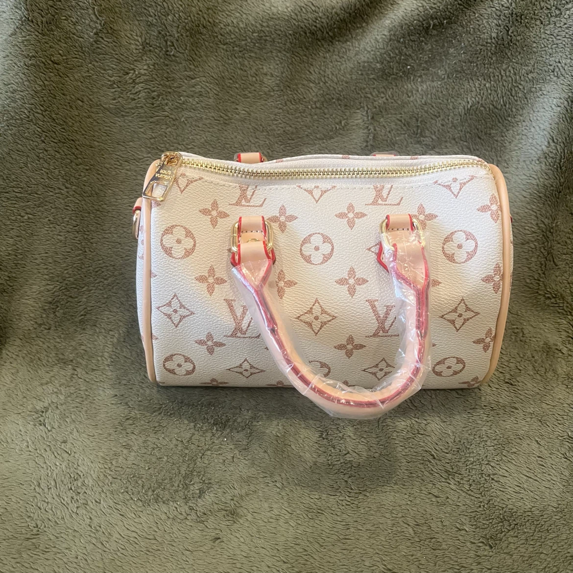 New Speedy Nano Bag cream color