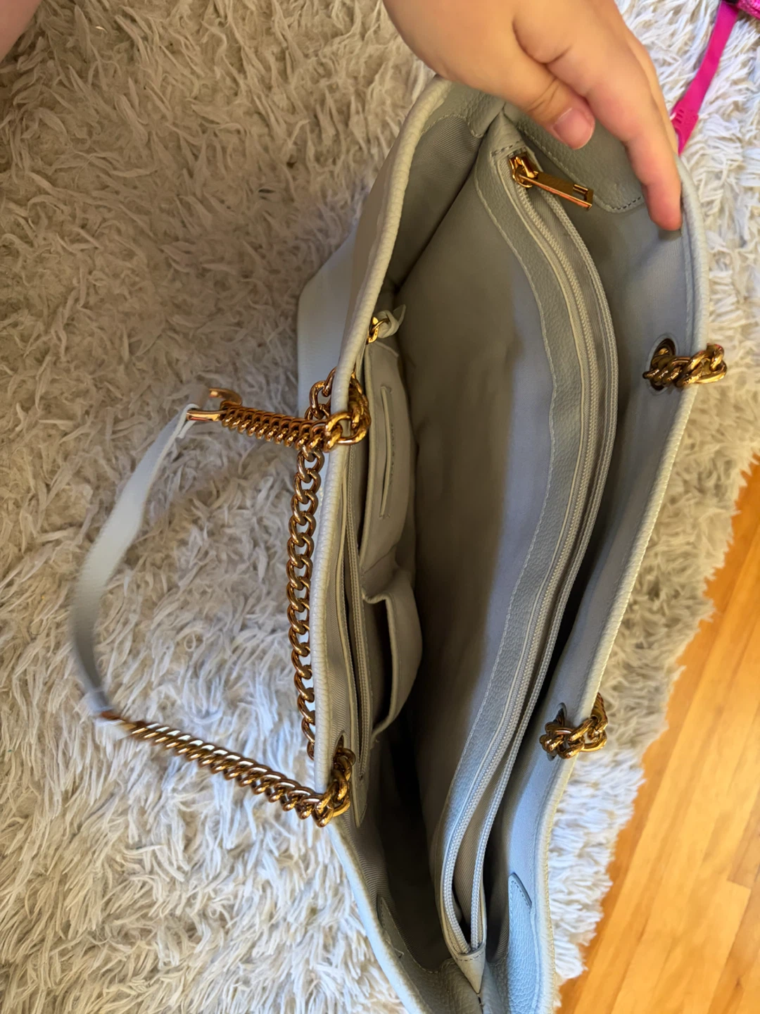 Light Blue Tote Bag with Gold Chain Detail - photo 2