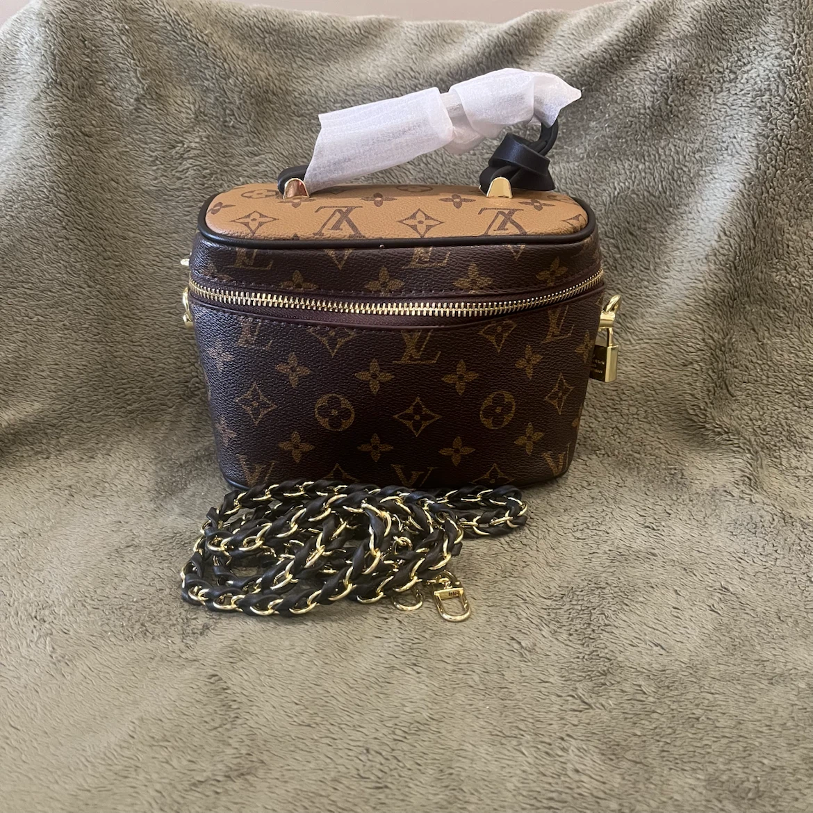 Ladies brown vanity Case