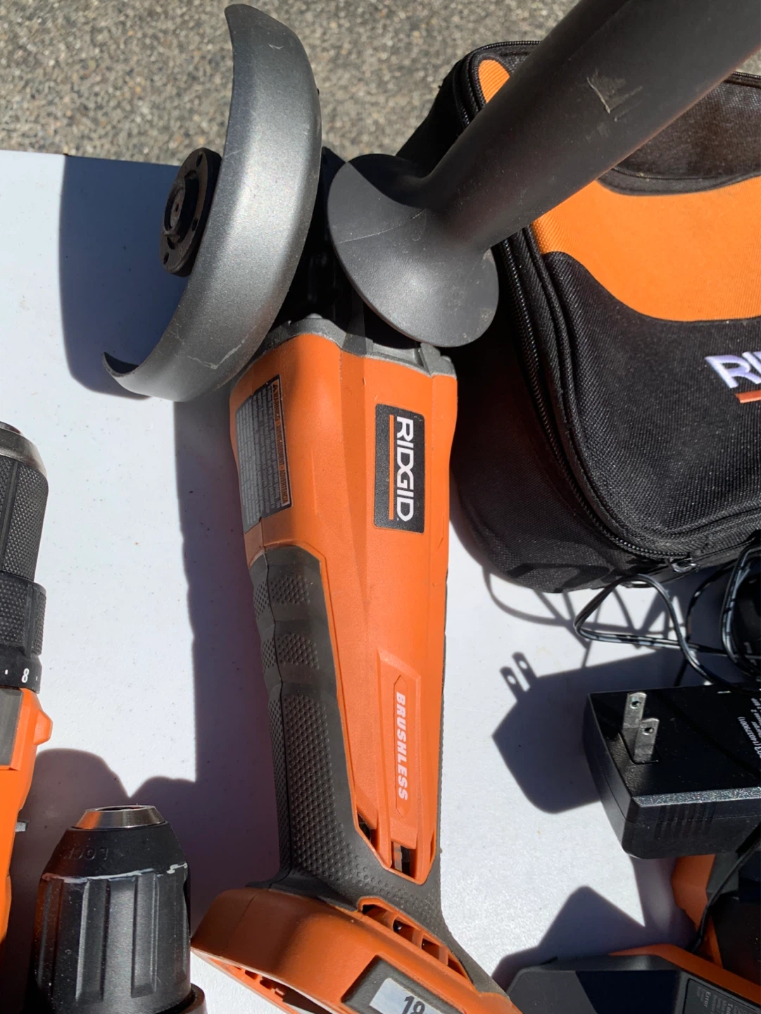 RIDGID SET 18V Cordless Drill and Impact Driver Combo Kit - photo 5
