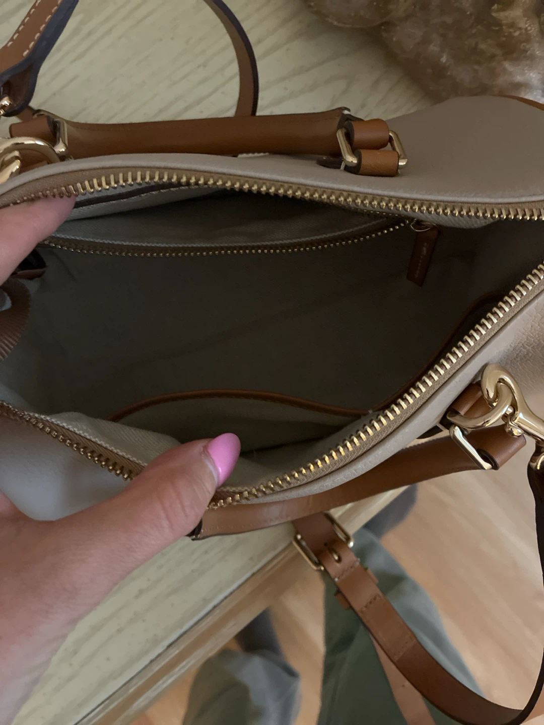 Dooney & Bourke Satchel Handbag - photo 3