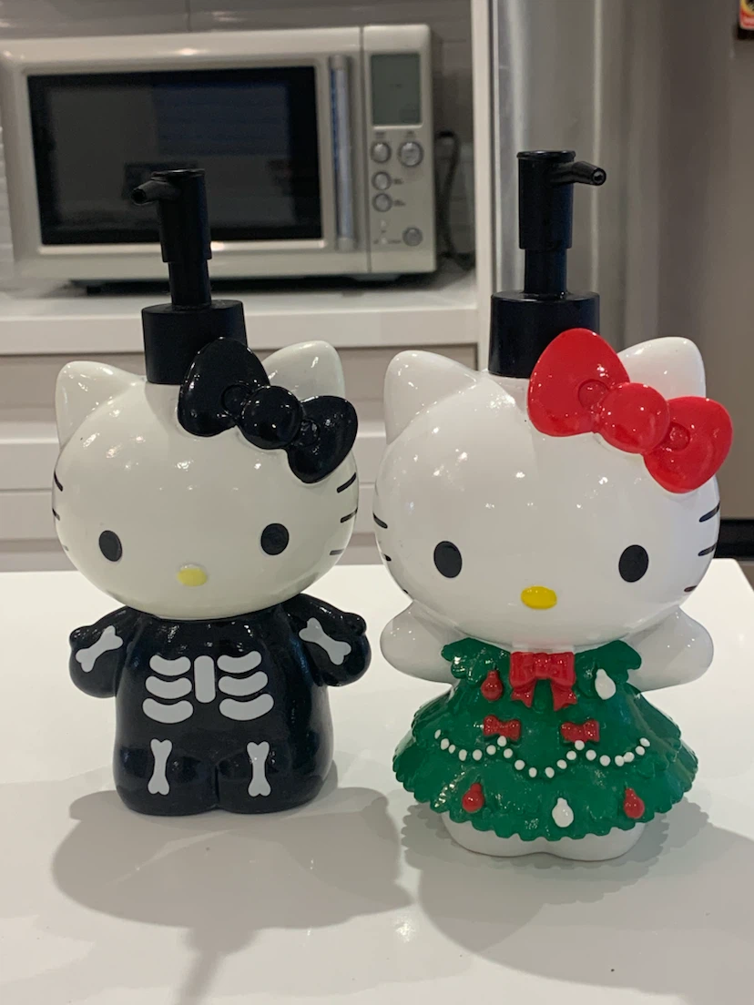 Hello Kitty  Soap Lotion Pump Set - Skeleton & Christmas