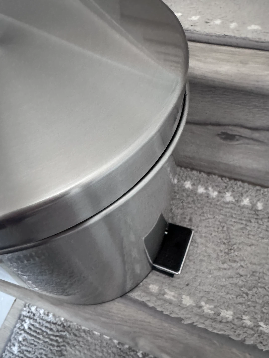 Small Brushed Stainless Steel Step Trash Can - photo 5