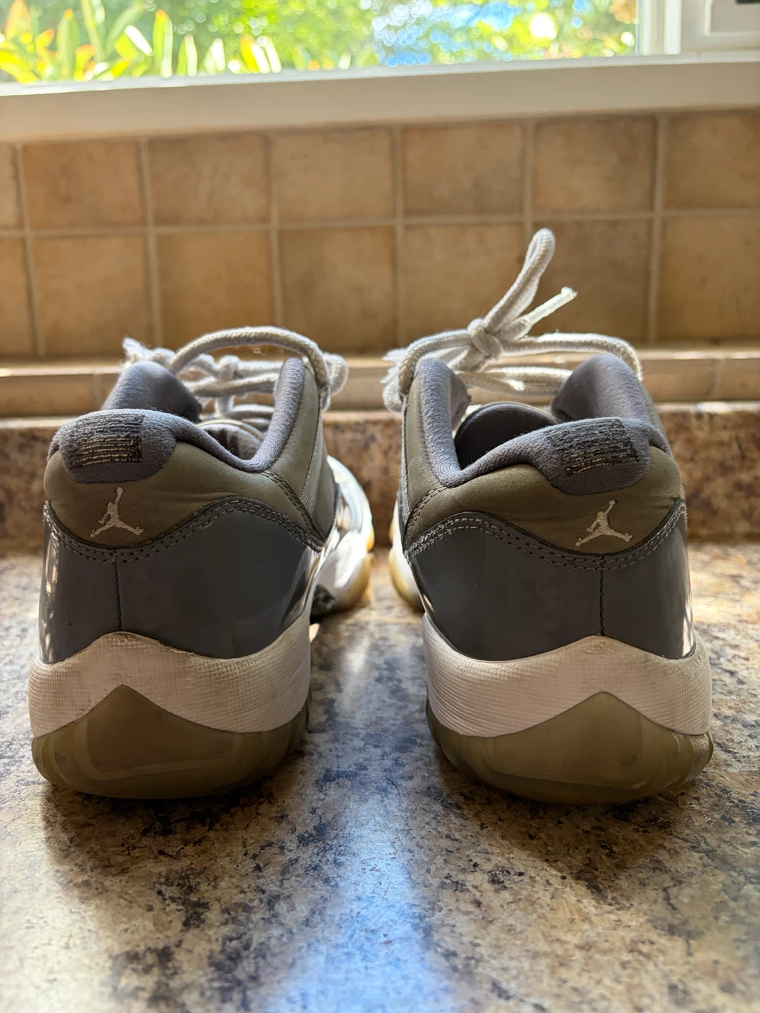 Air Jordan 11 Retro "Cool Grey" - photo 2