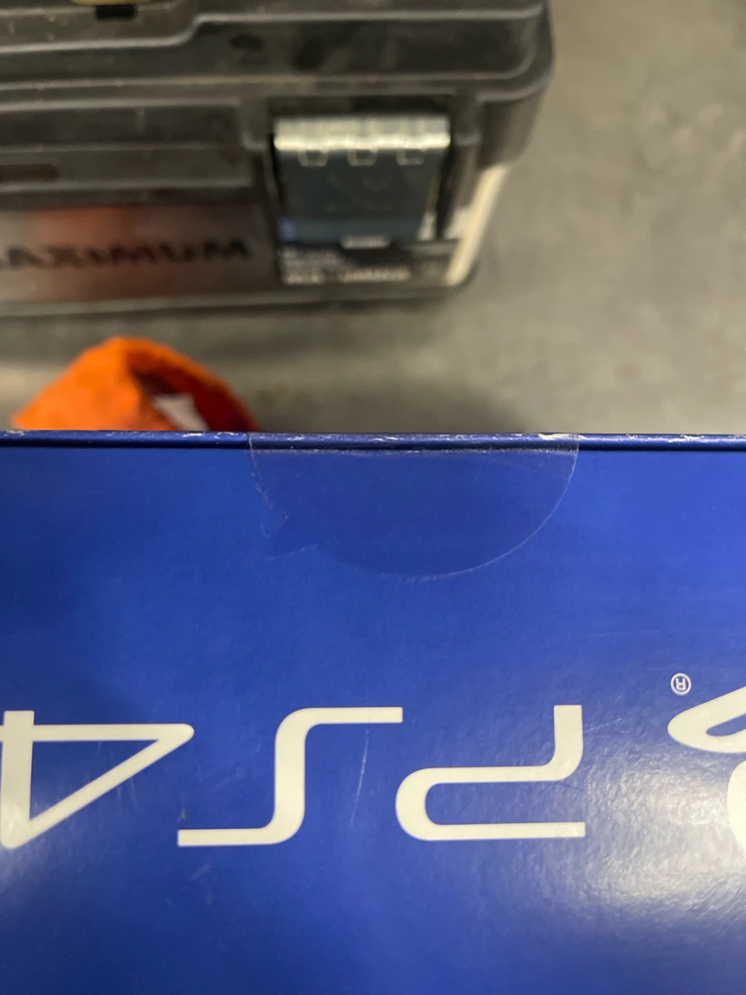 Sony PlayStation 4 Slim 1TB NHL 18 Bundle - photo 2